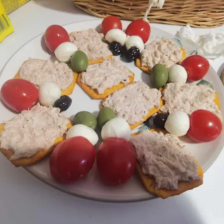 Delta Ca Odinioara Pensión