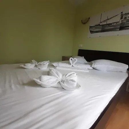 Gasthuis Delta Ca Odinioara