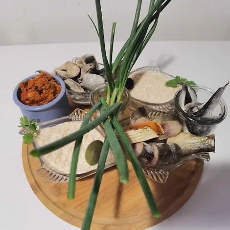 Delta Ca Odinioara 게스트하우스 3*